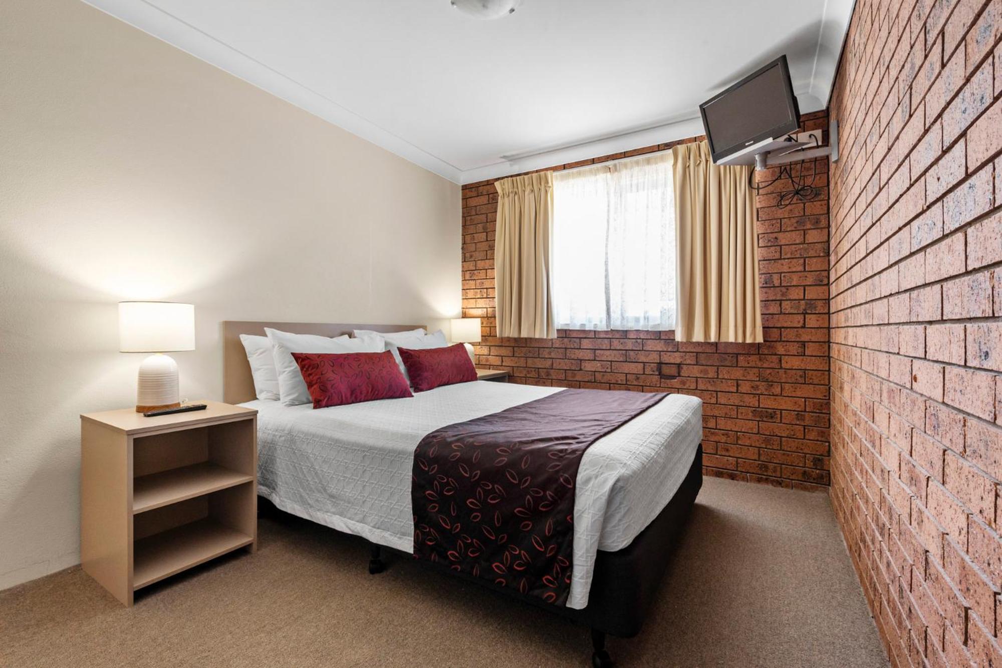 Bomaderry Motor 3* Nowra